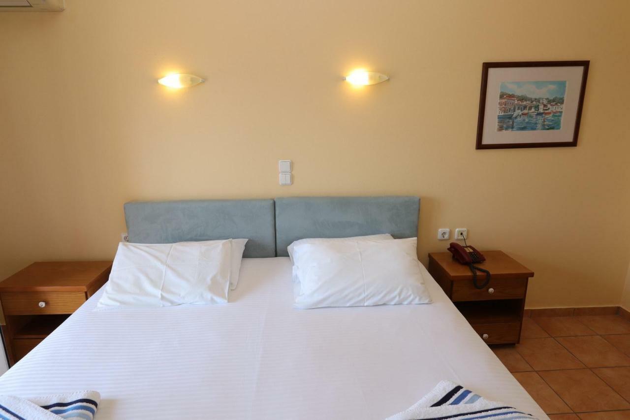 Aparthotel G. Kiapekou à Loutra Edipsou  Extérieur photo